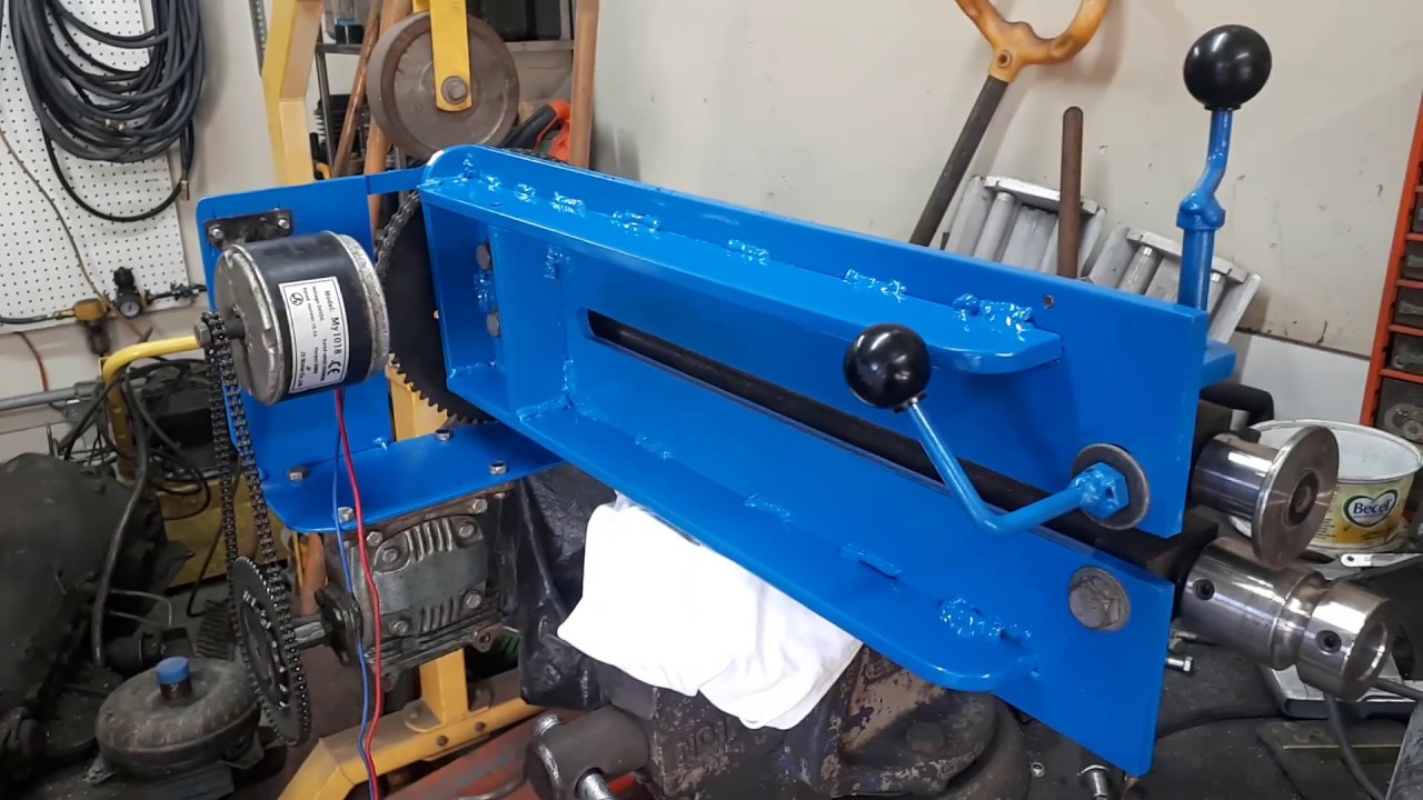 Motorized bead roller