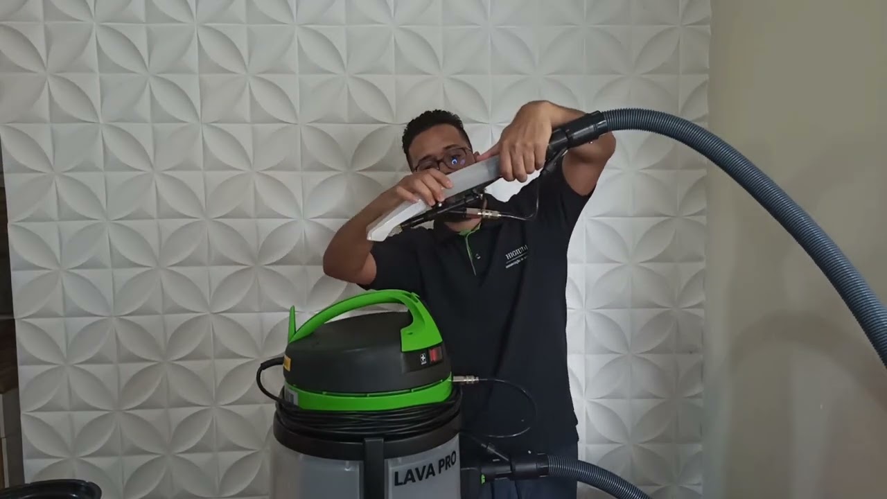 Como montar extratora lava pro pra limpar sofá