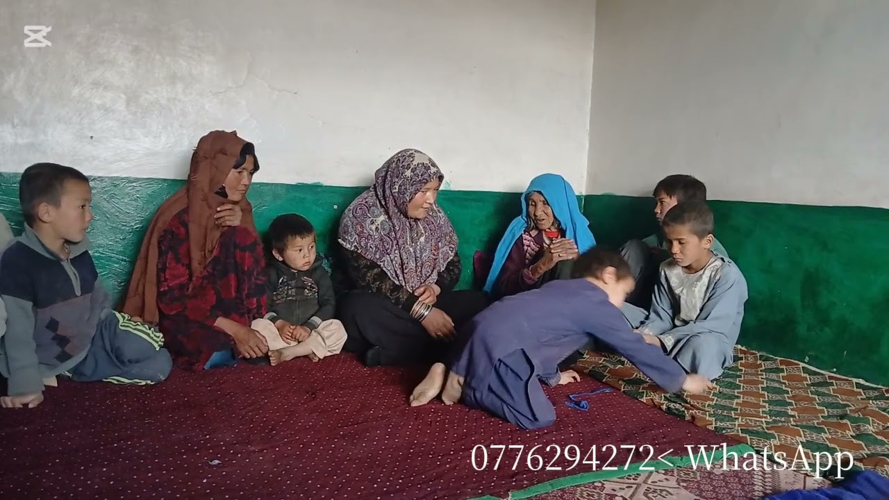 دوستای عزیز دست این خانواده را بگیرید که این خانواده شدیداً به کمک شما نیاز دارد 0093776294272
