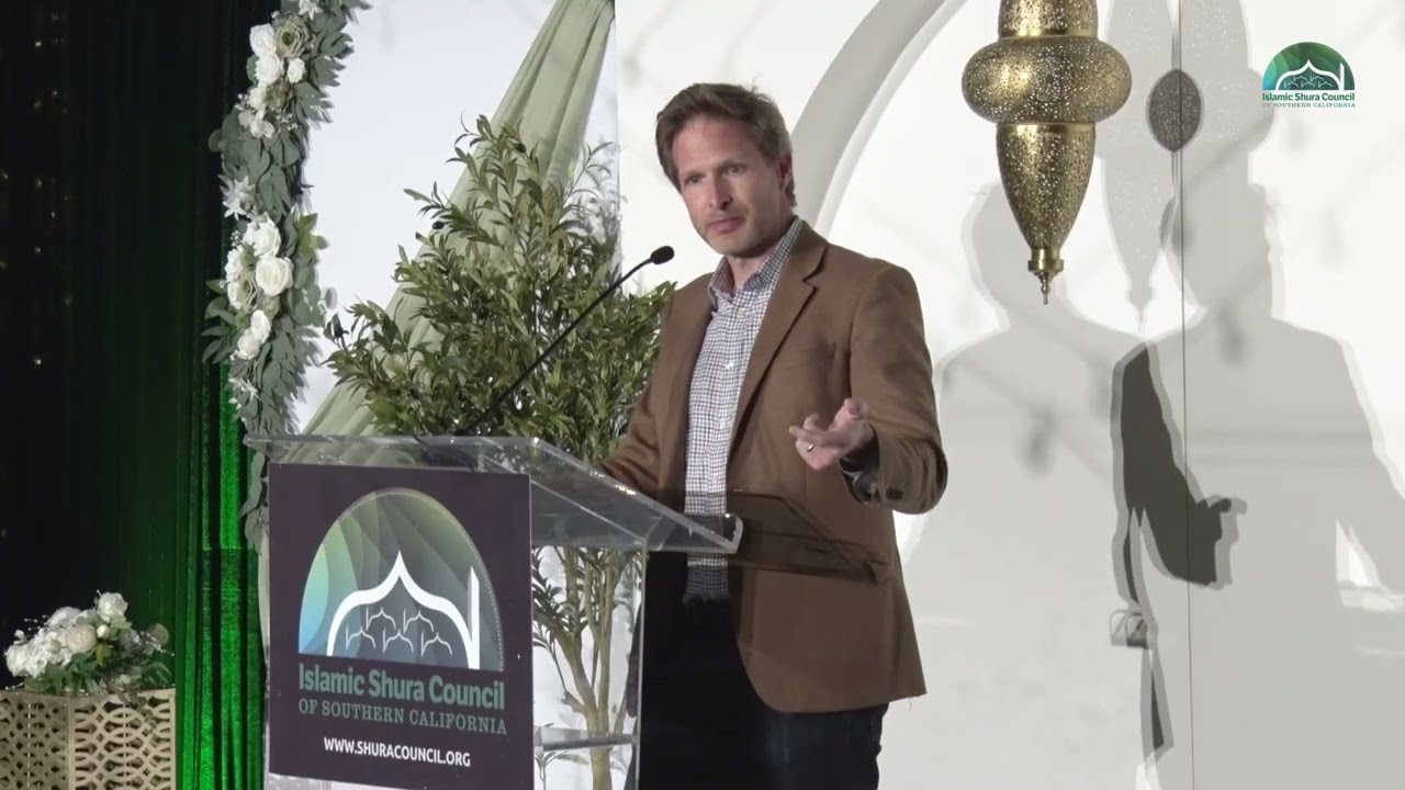 Dr Jonathan Brown