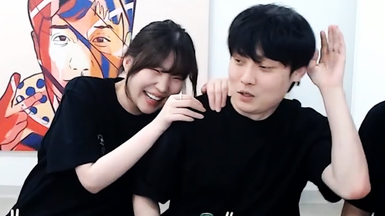 그녀가 보내는 호감신호 캐치!