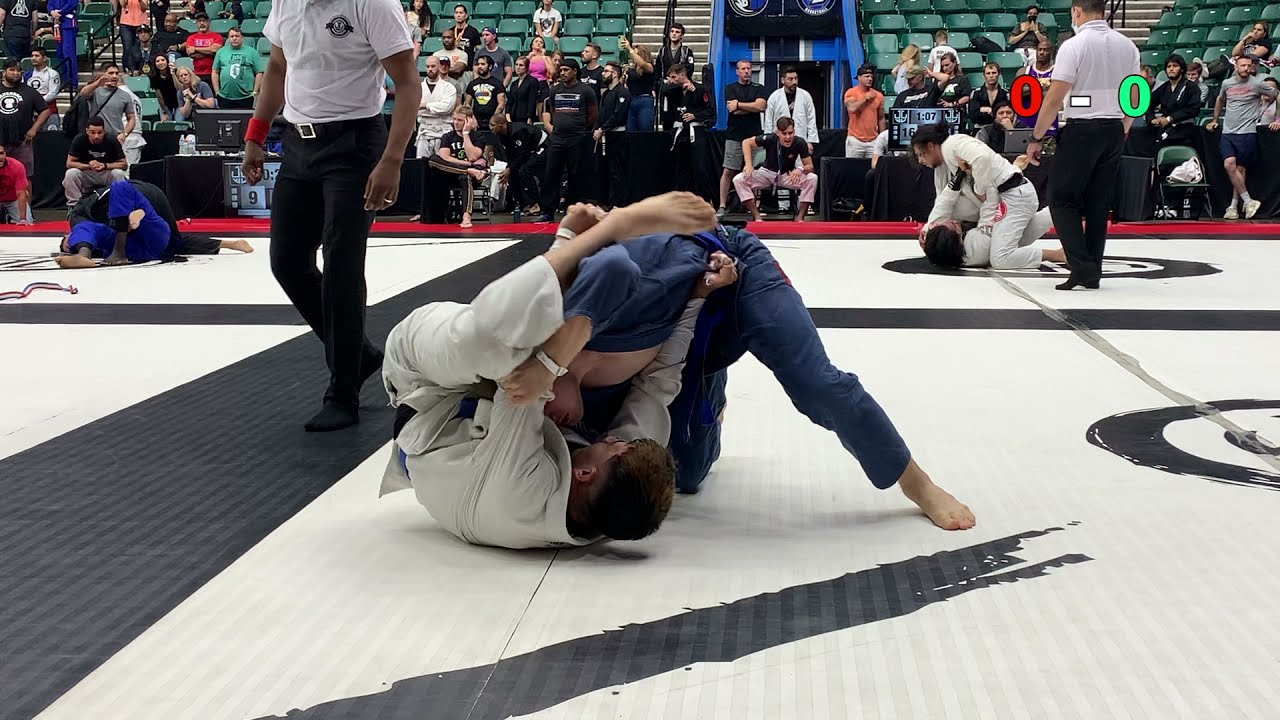 JJWL - 154lbs Blue Belt Semi Finals