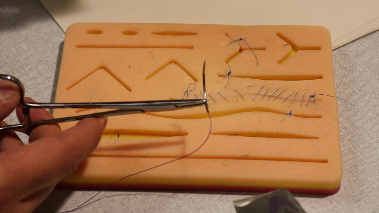 9- How to mount the needle on the needle holder
