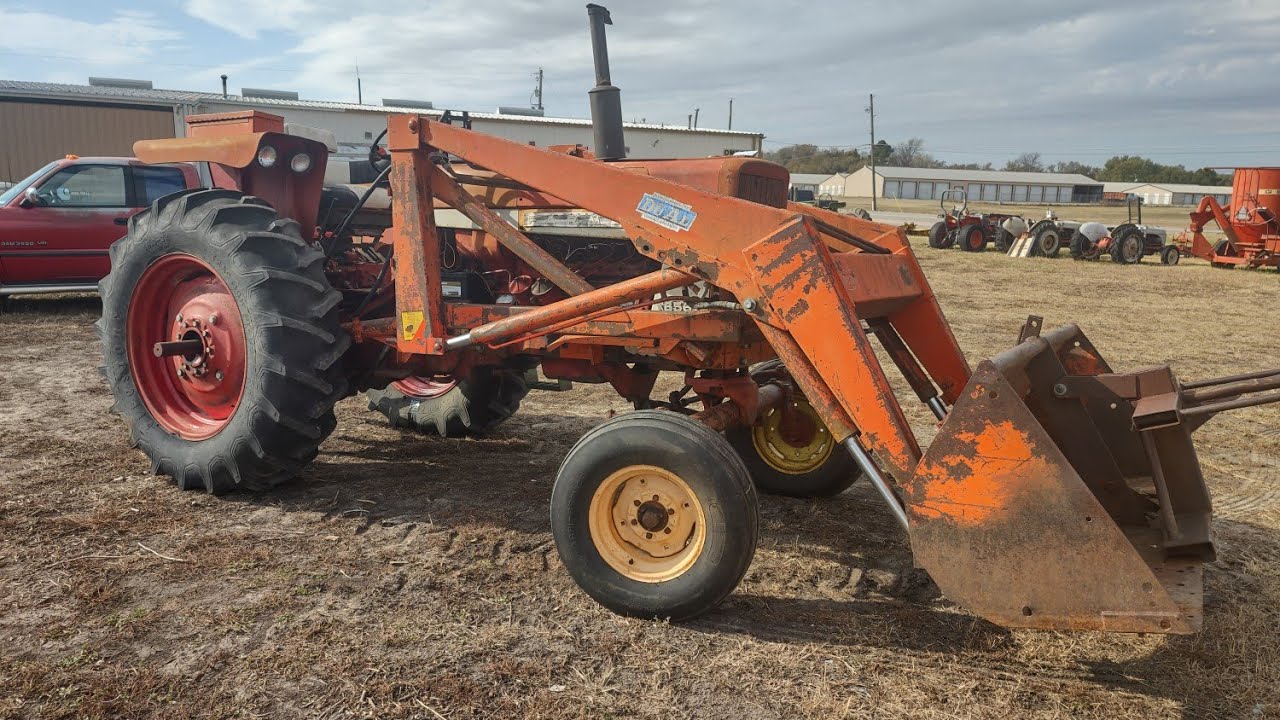 Farmall. 656 — новинка на площадке.