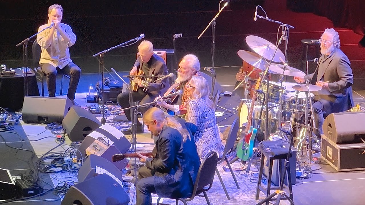 Tedeschi Trucks & Hot Tuna - 