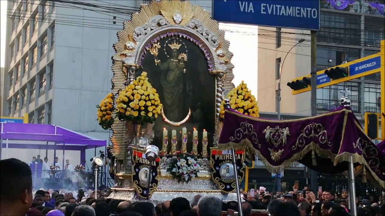 SALIDA TRIUNFAL DEL SEÑOR DE LOS MILAGROS 28/10/2019