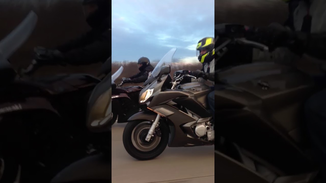 Chevrolet Corvette ZR1 vs Kawasaki Concourse 14 vs Yamaha FJR1300