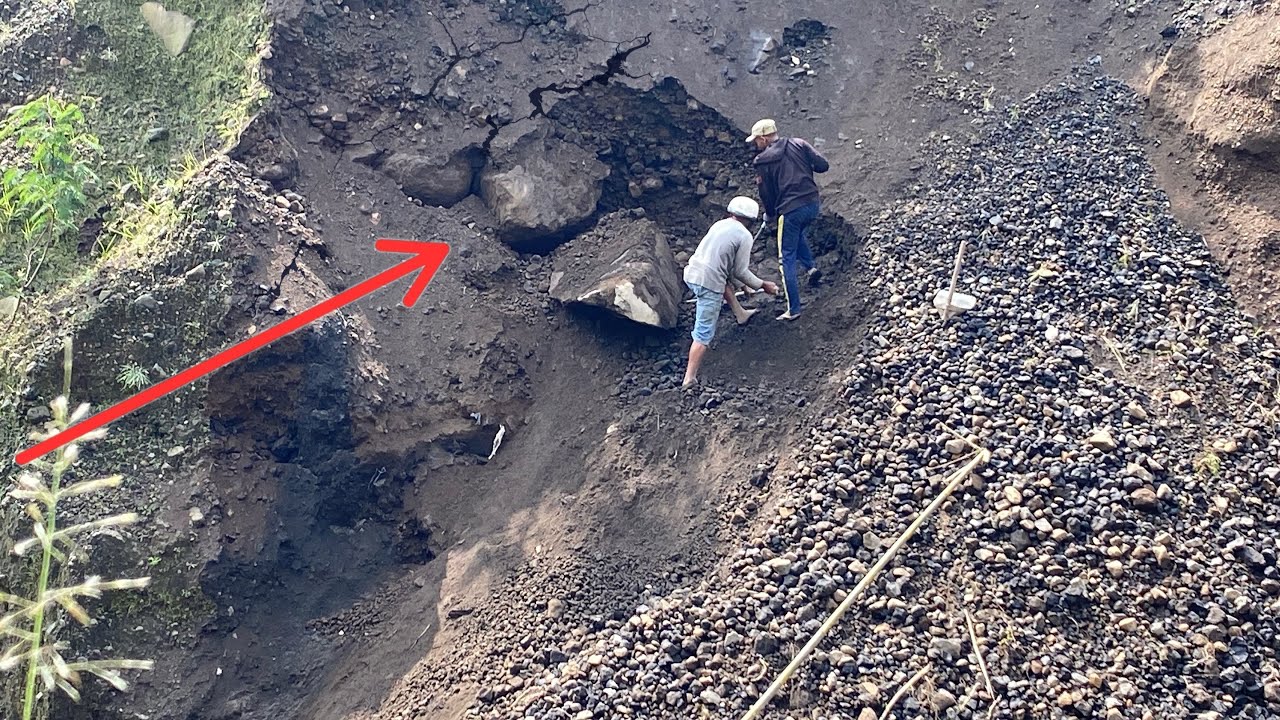 Almost hit by a rock‼️parents work very slowly