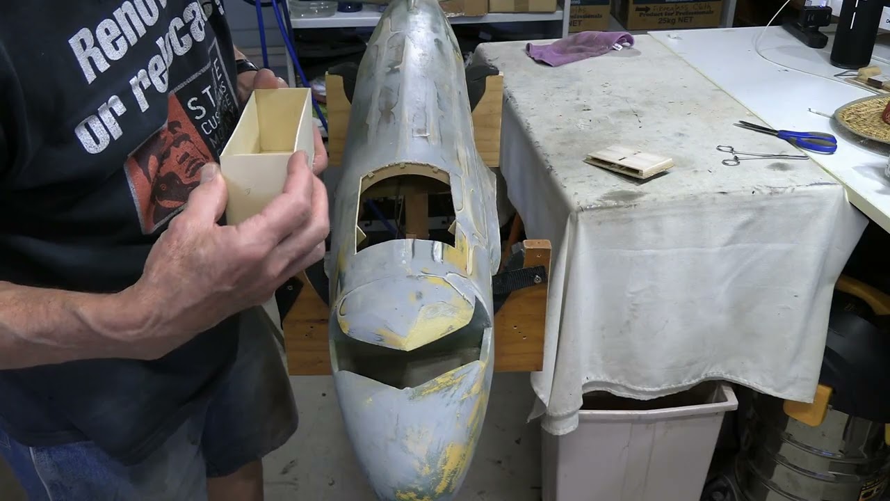 RC C-47 Dakota Build - Battery Compartment