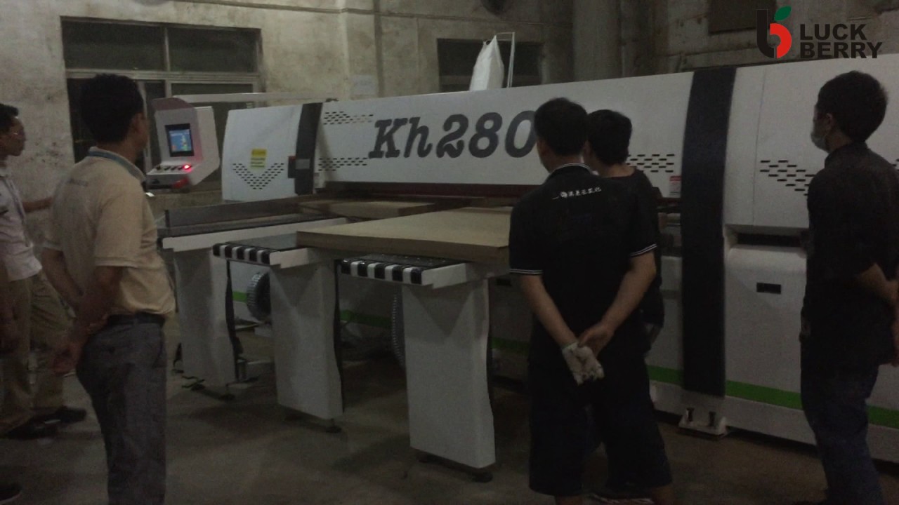 KH280 CNC panel saw machine in user's factory
