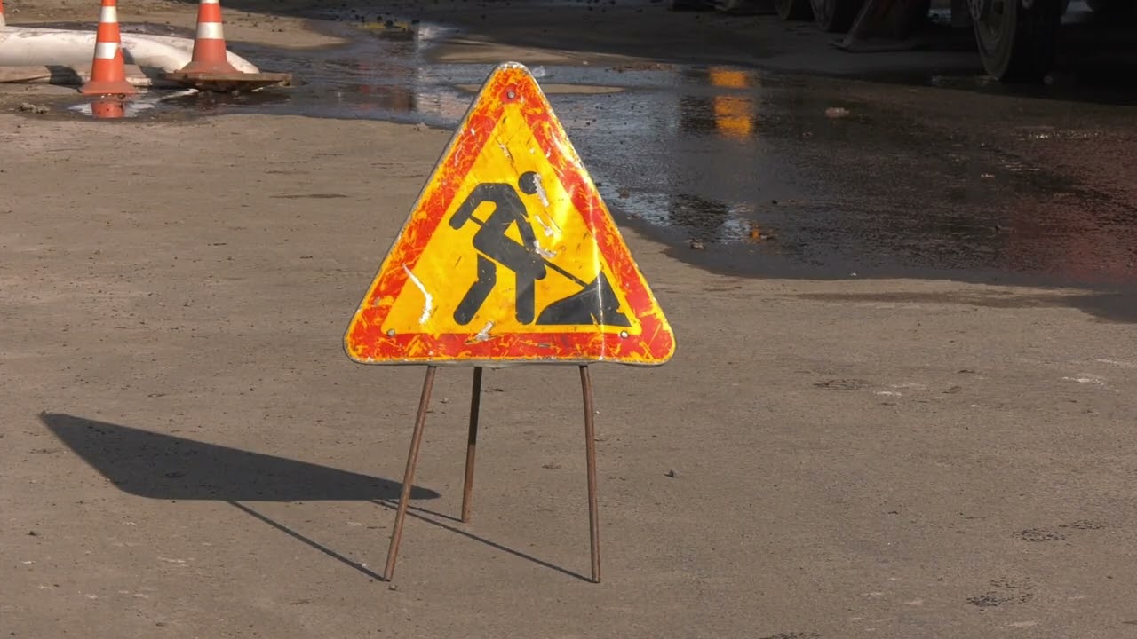 В Гомеле на улице Головацкого ведутся аварийно-восстановительные работы
