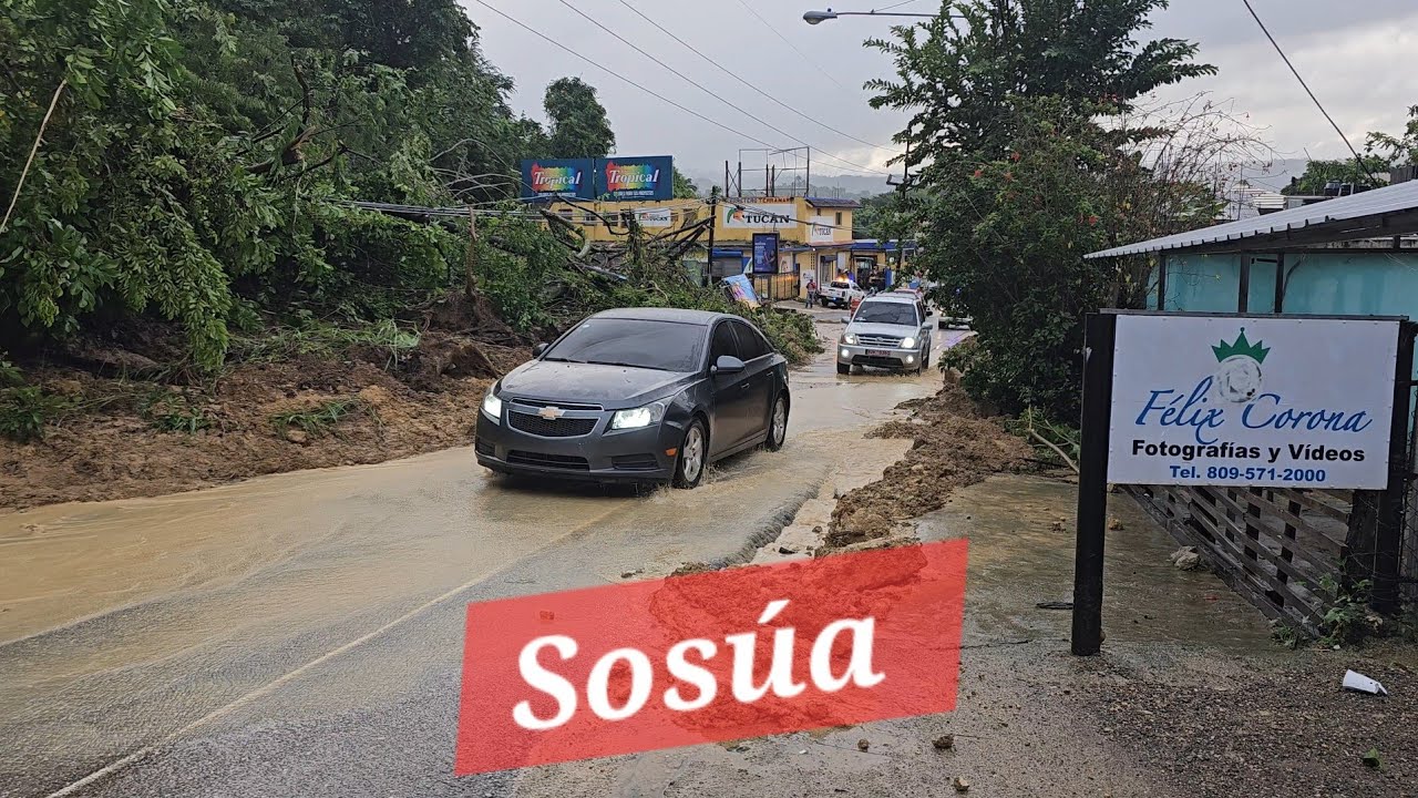 Derrumbe carretera Sosúa, Puerto Plata , tránsito limitado