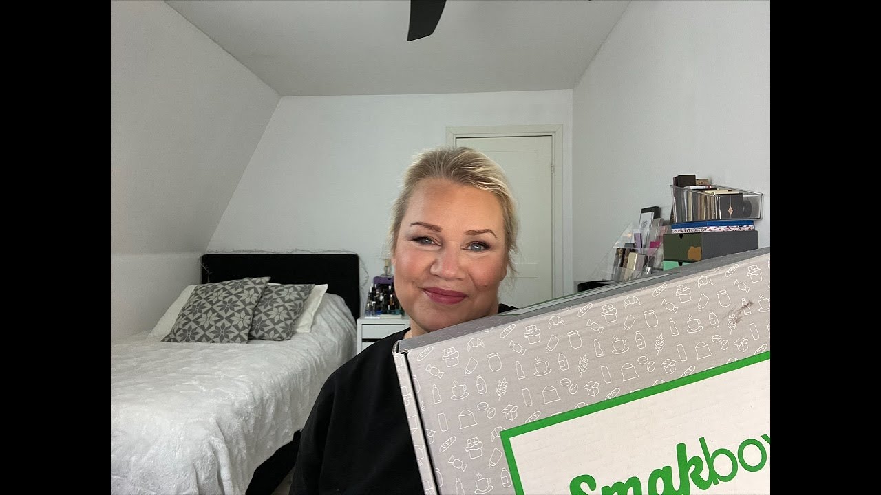 Smakbox öppning på Svenska - och jag provar en mystisk produkt