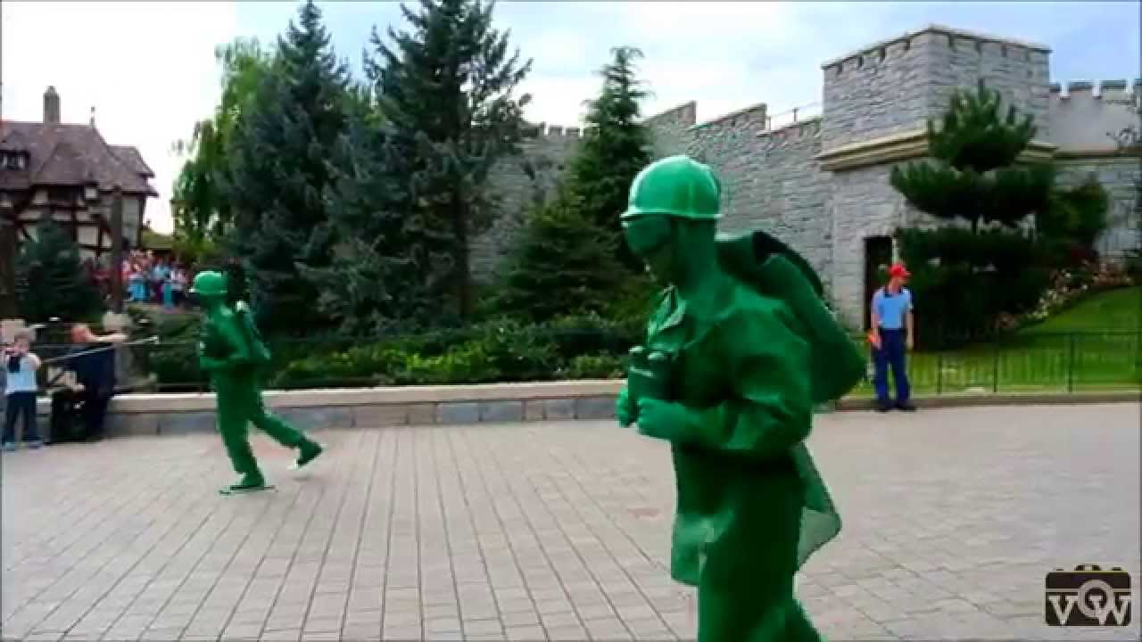 Magic On Parade @ Disneyland Paris 2014