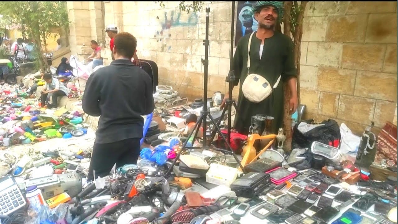 كنوز الخرده اجمل فروشات بسوق الجمعه بالسيده عائشه #فروشات_الخرده