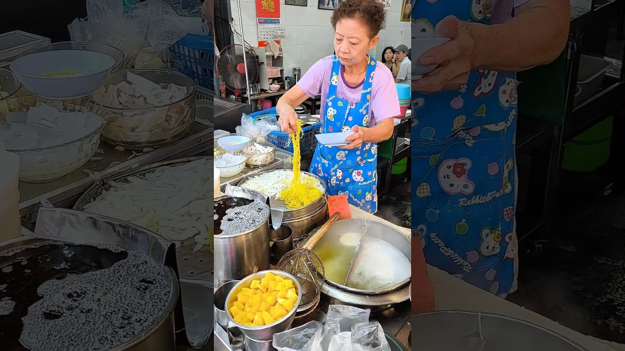 เจ้าตำหรับหมี่หวาน โบ๊กเกี้ยท่าดินแดง กรุงเทพฯ | Sweet Noodles Dessert In Bangkok