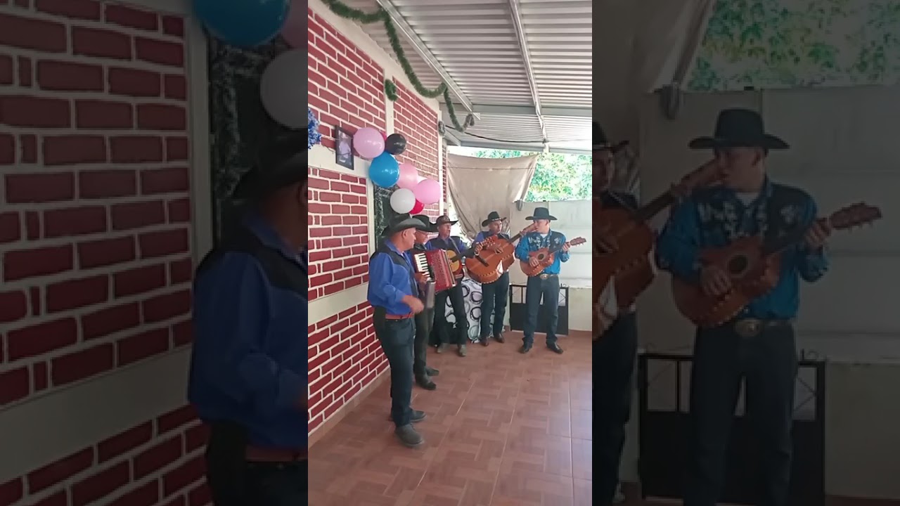 Ojitos bonitos y la mesera