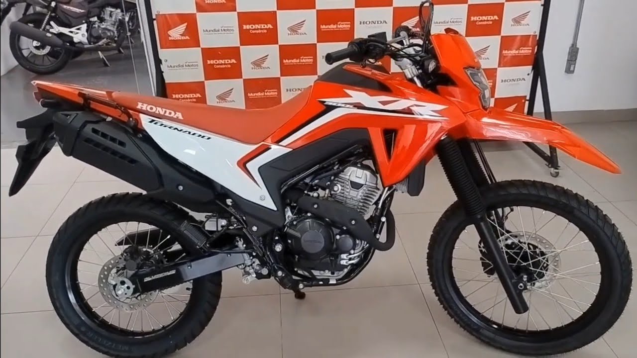 🔥 HONDA TORNADO 300 2026 VALE A PENA? A MESMA MOTO DE SEMPRE OU AINDA COMPENSA?