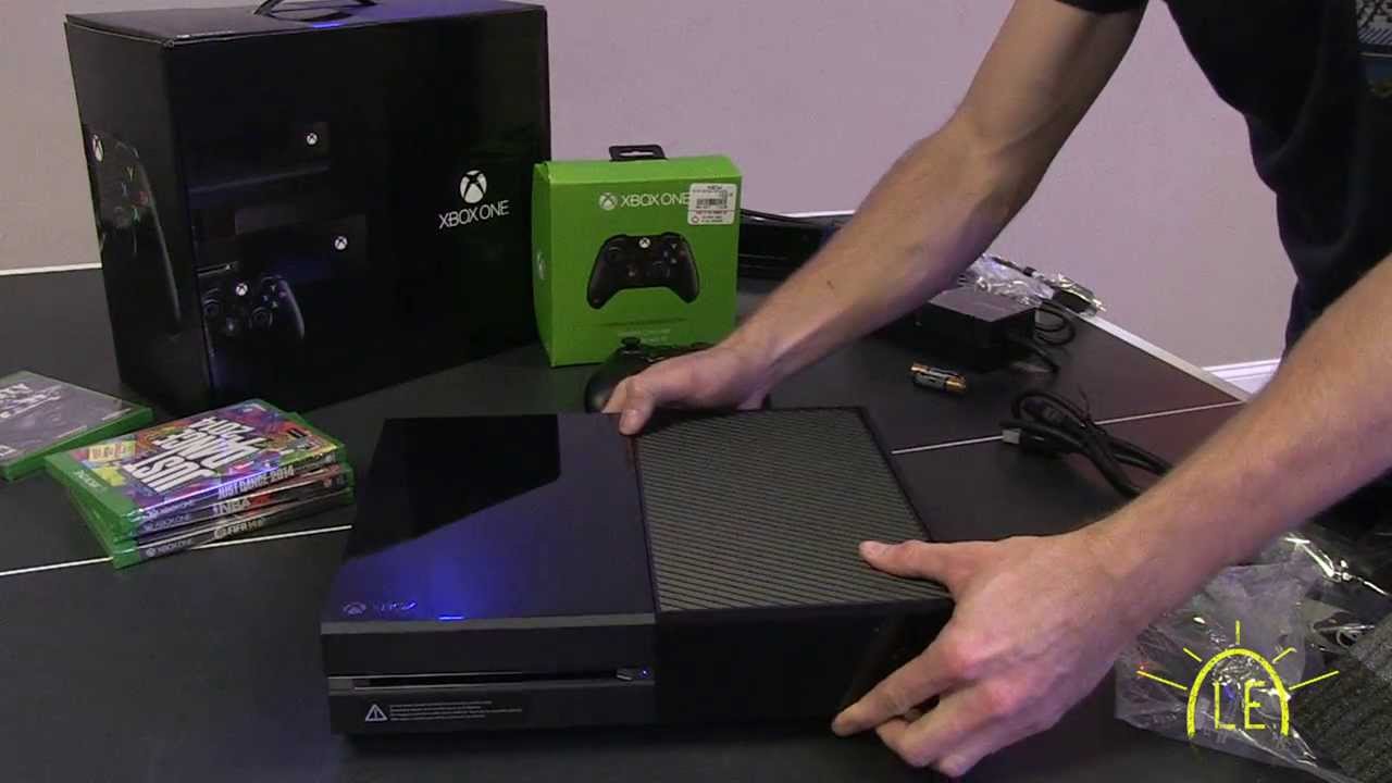 Microsoft Xbox One - Day One Release - The Unboxing