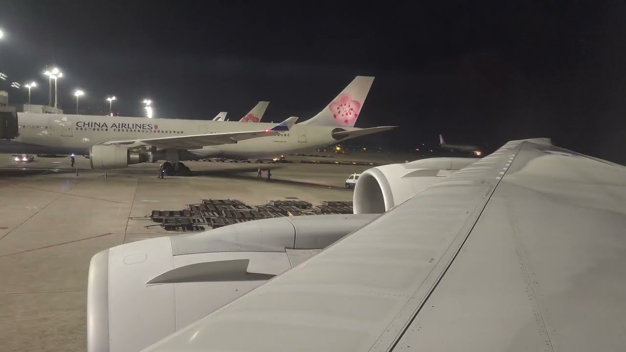 260220 Korean Air 대한항공 KE2028 HL7644(B747-8i) Departing from TPE Airport 