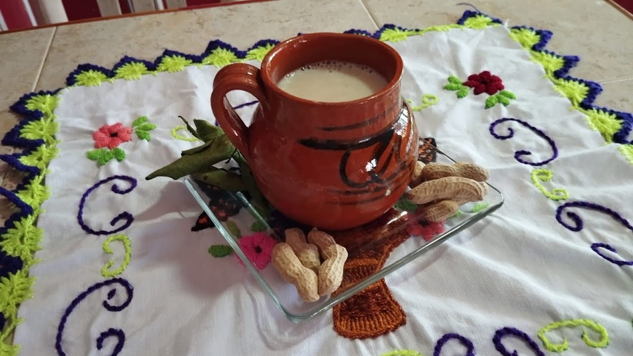 Exquisito Atole de cacahuate