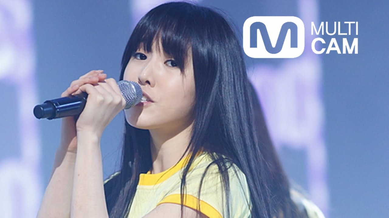 [Fancam] Yuju of GFRIEND(여자친구 유주) Glass Bead(유리구슬) @M COUNTDOWN_150205