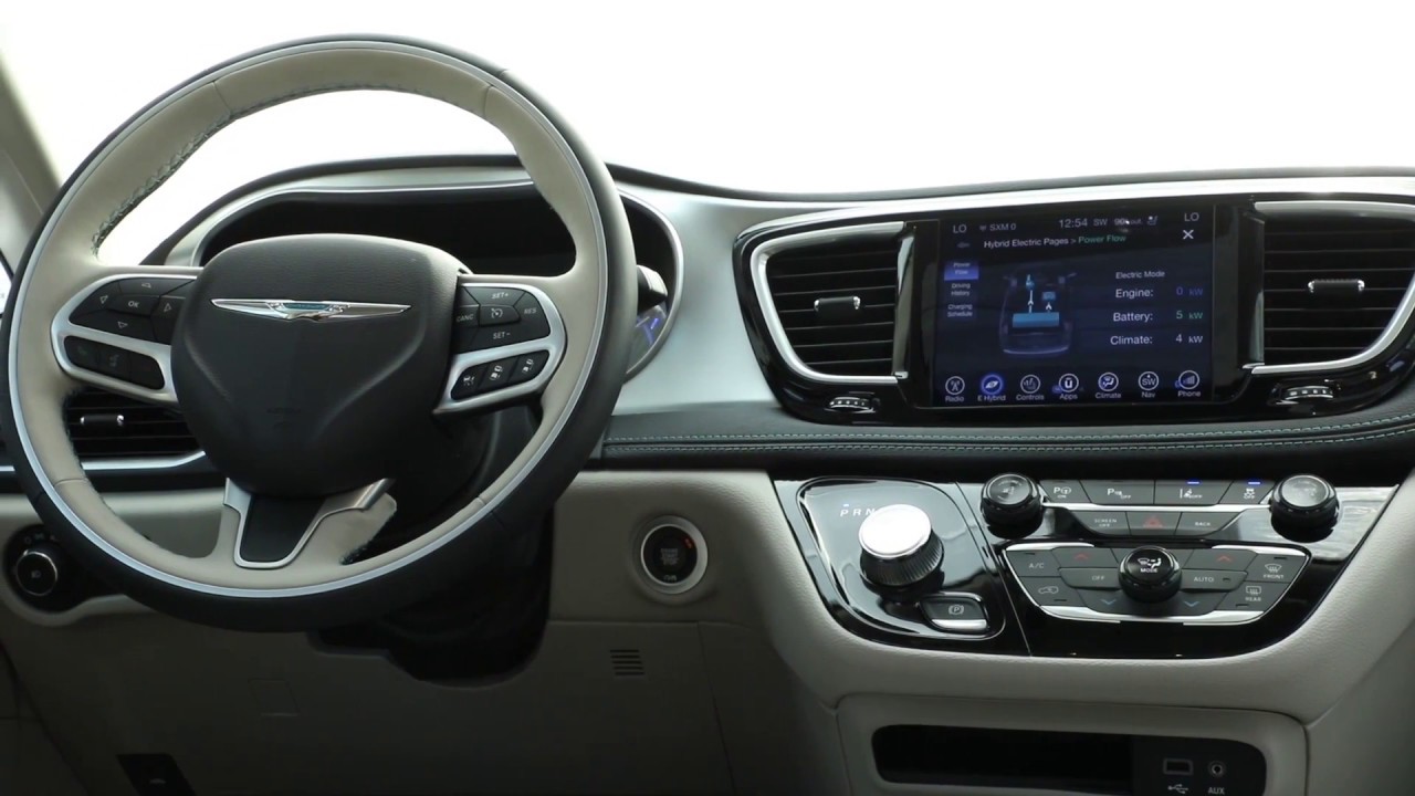 2017 Chrysler Pacifica Hybrid Interior Design Trailer | AutoMotoTV