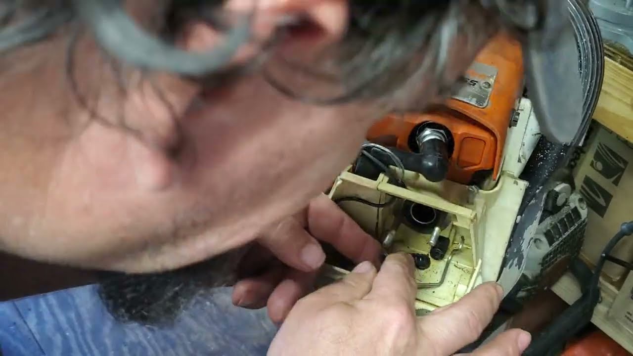 HOW TO: Change fuel line on Stihl 028av wb super chainsaw plus a brief update/story saw at 9 minutes