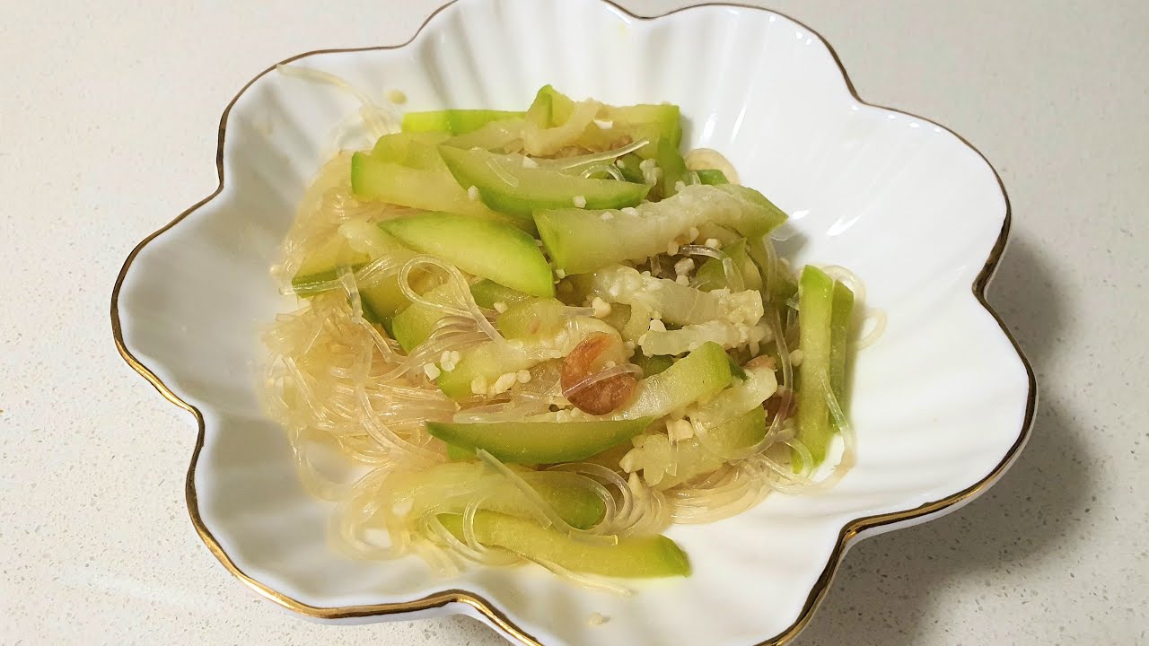 Hairy Gourd with Dried Shrimps and Tang Hoon | 毛瓜虾米炒冬粉