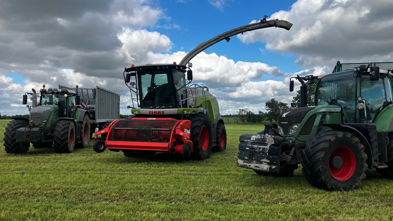 🇩🇰 2 Slæt græs 2024 del 2! Fendt 828 Bliver Spændt for - Kock Landbrugs Forvaltning