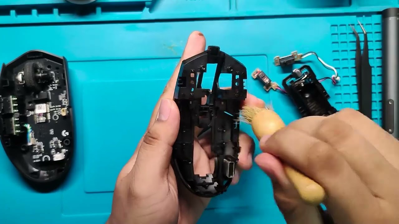 เปลี่ยนสวิตช์ Mouse Logitech G304