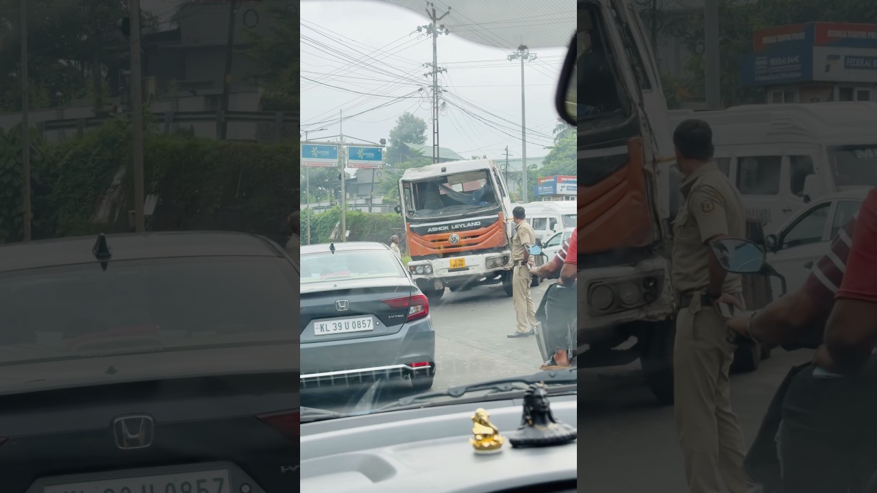 Accident at Kakkanad seaport airport rd #reels #viral