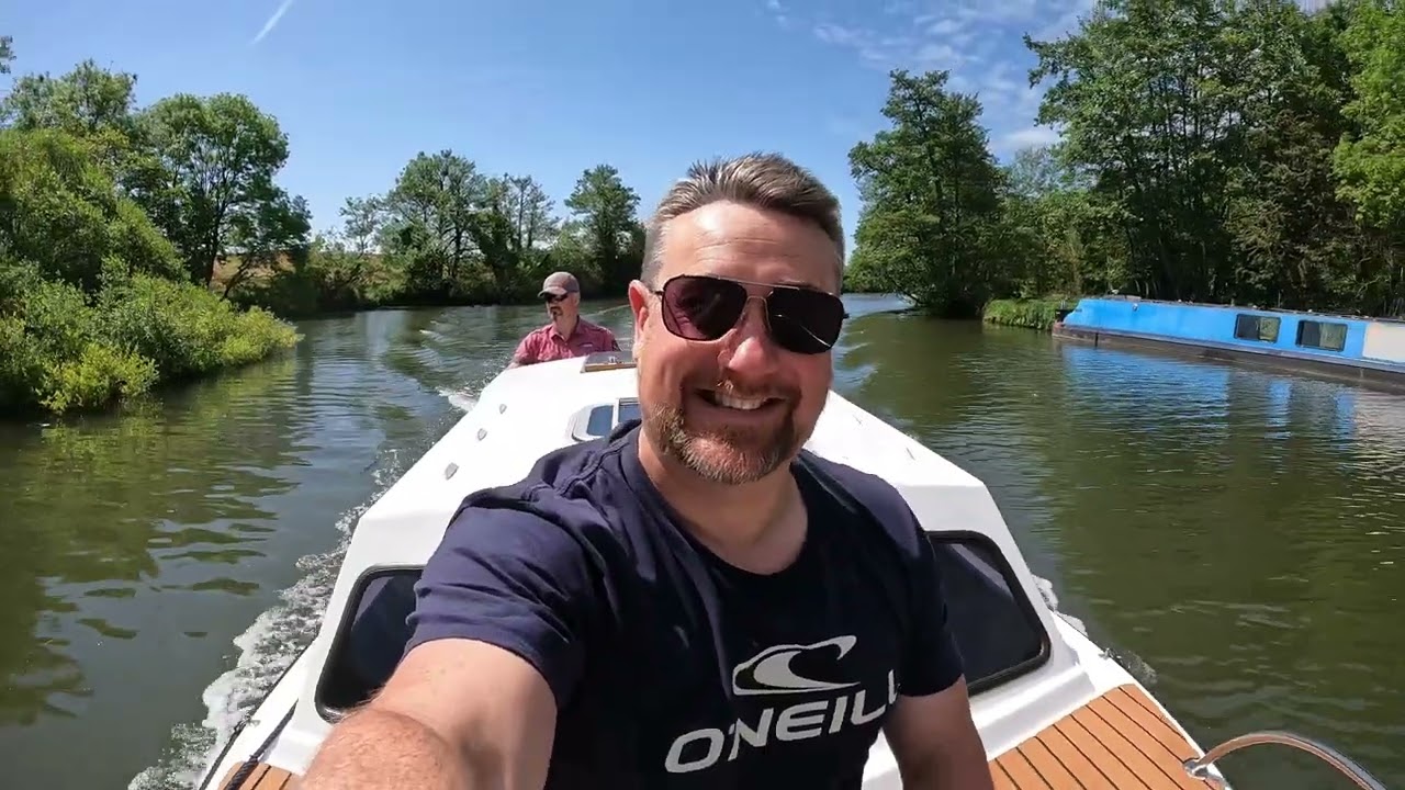mariner 90 2 stroke on my norman 20 😃☀️🚤