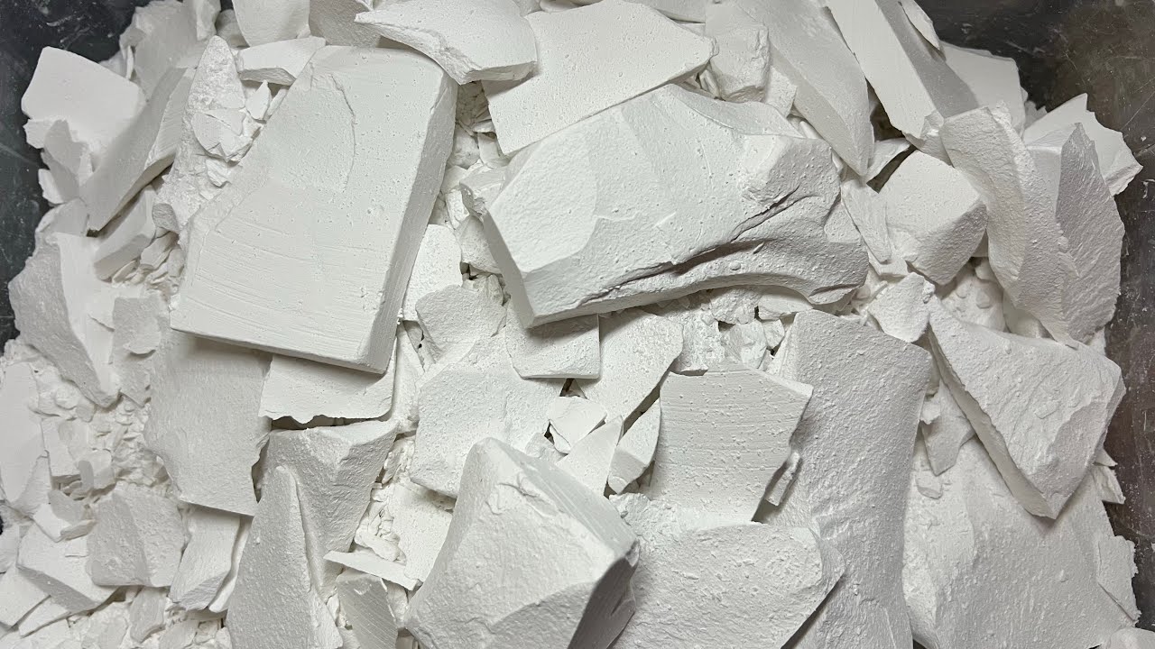Crushing a Mountain of Gymchalk Shards • Glassy Crunchy Chalk • Oddly Satisfying • Sleep Aid • ASMR