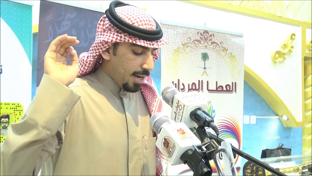 الشاعر محمد زايد العطاوي في حفل خليفة العطاوي