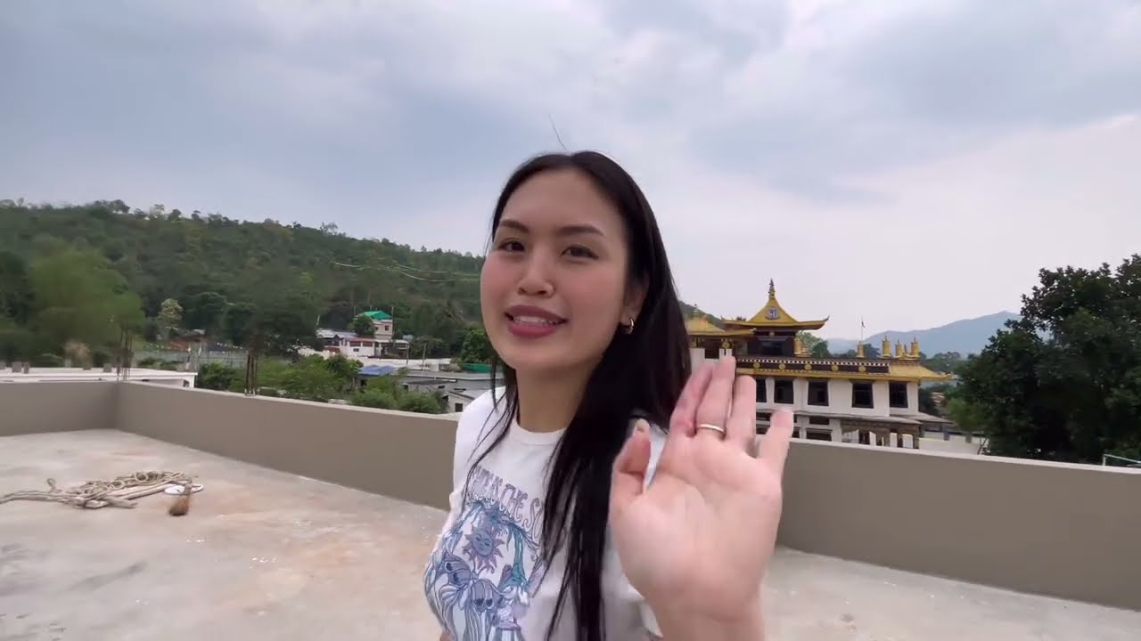 HAMARA GHAR KA VIEW 🏠| TOUR BY AMALA || TIBETAN VLOGGER