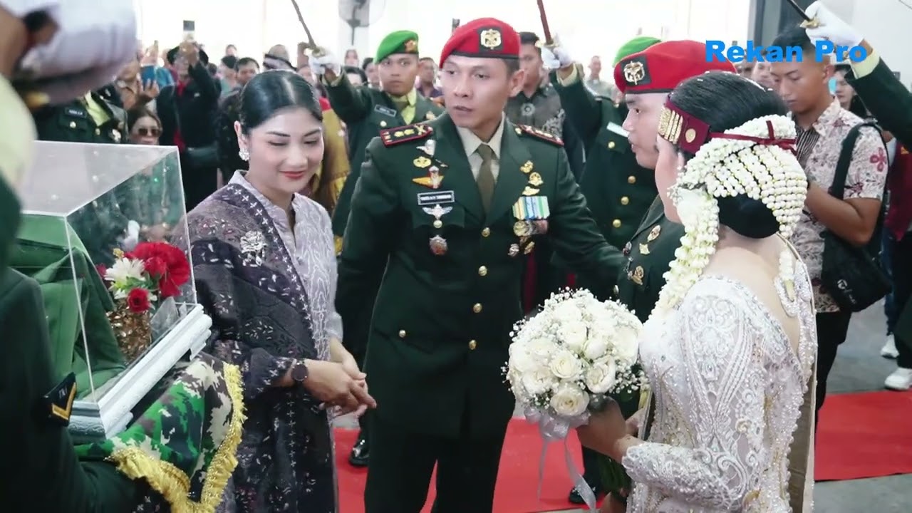 21 PEDANG PORA #1 // FEBRIAN & ROSIDA #adatbatak #pedangporaweddingceremony
