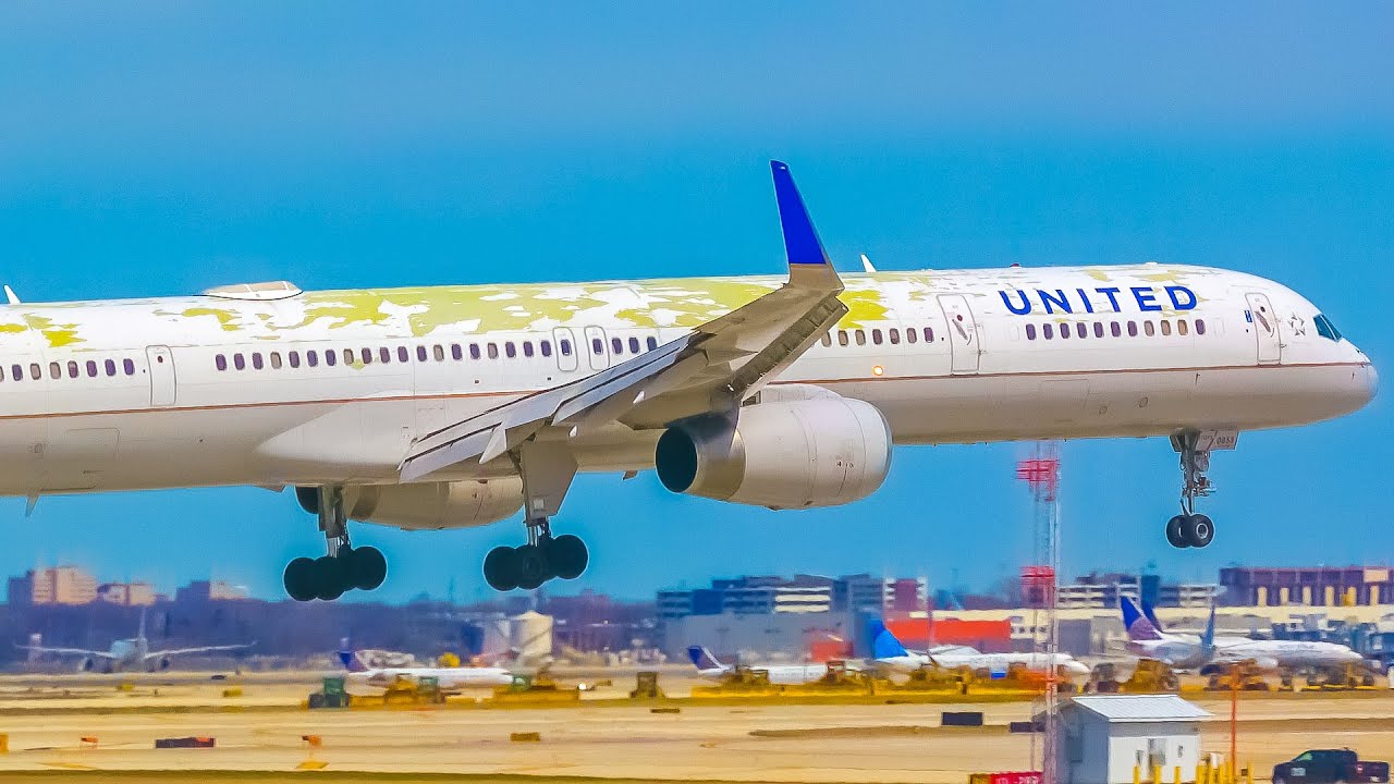 (4K) THIS 757 NEEDS A NEW PAINT JOB! | Chicago O'Hare Plane Spotting