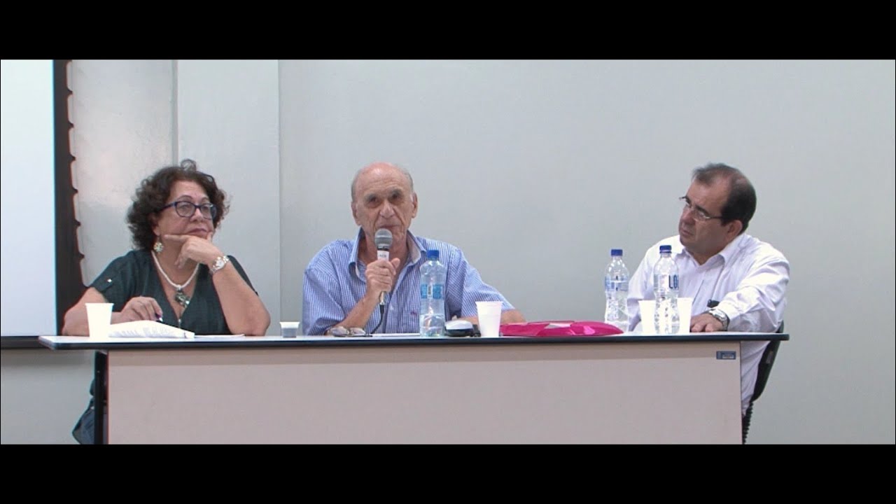 Palestra: A Forma&ccedil;&atilde;o do Professor no Brasil Contempor&acirc;neo