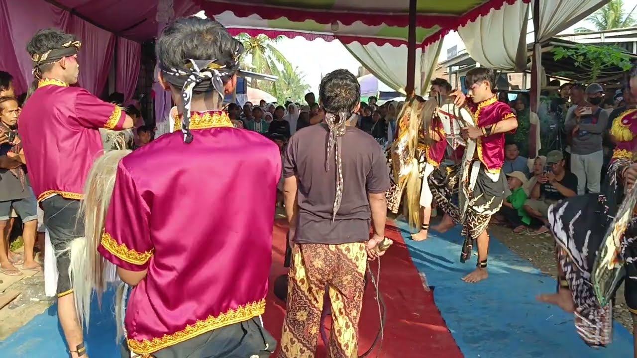 Janturan ebeg Setyo Mudo Budoyo~ Live Pajingklak Paggisari Mandiraja