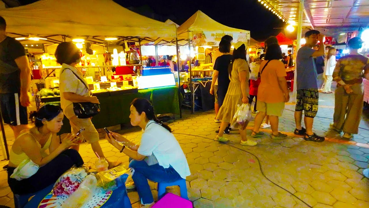 ตลาดกลางคืนที่ดีที่สุดในเชียงใหม่⁉️ คุณจะเสียใจถ้าไม่ไปถนนคนเดินวัวลาย