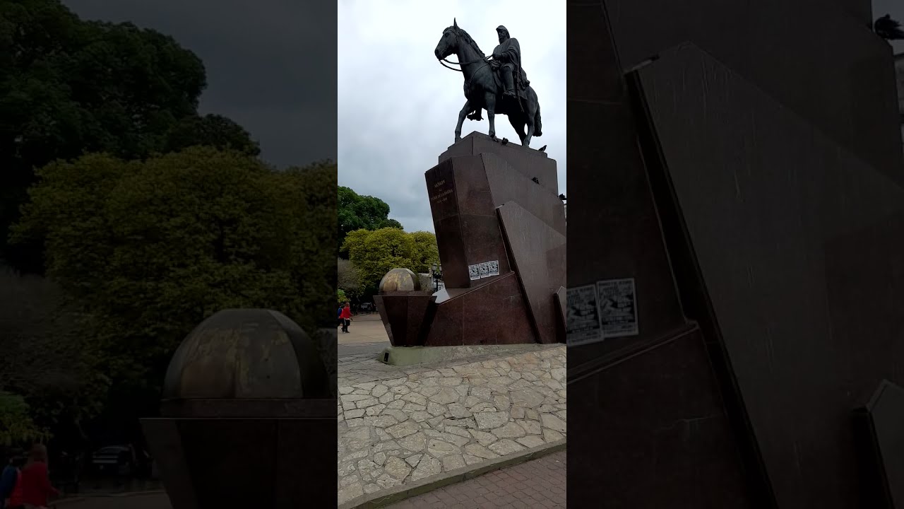 PLAZA DE MOR&Ouml;N -Provincia de Buenos Aires - ARGENTINA