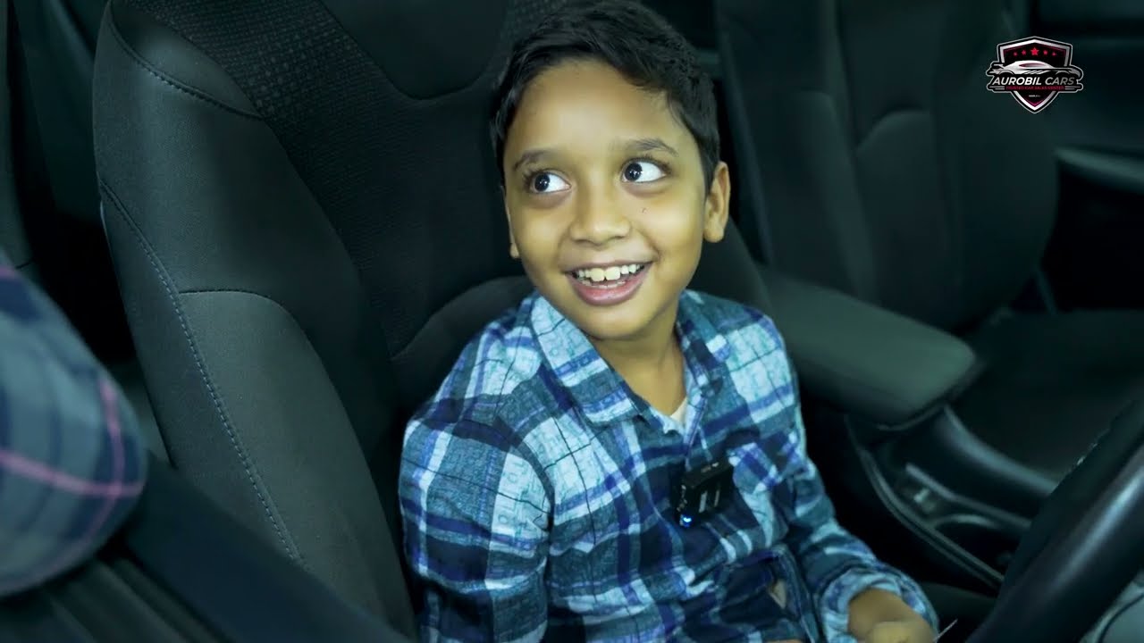 Toyota Prius Hybrid Review & Delivery in Bangladesh | Best Reconditioned Car Showroom Dhaka?