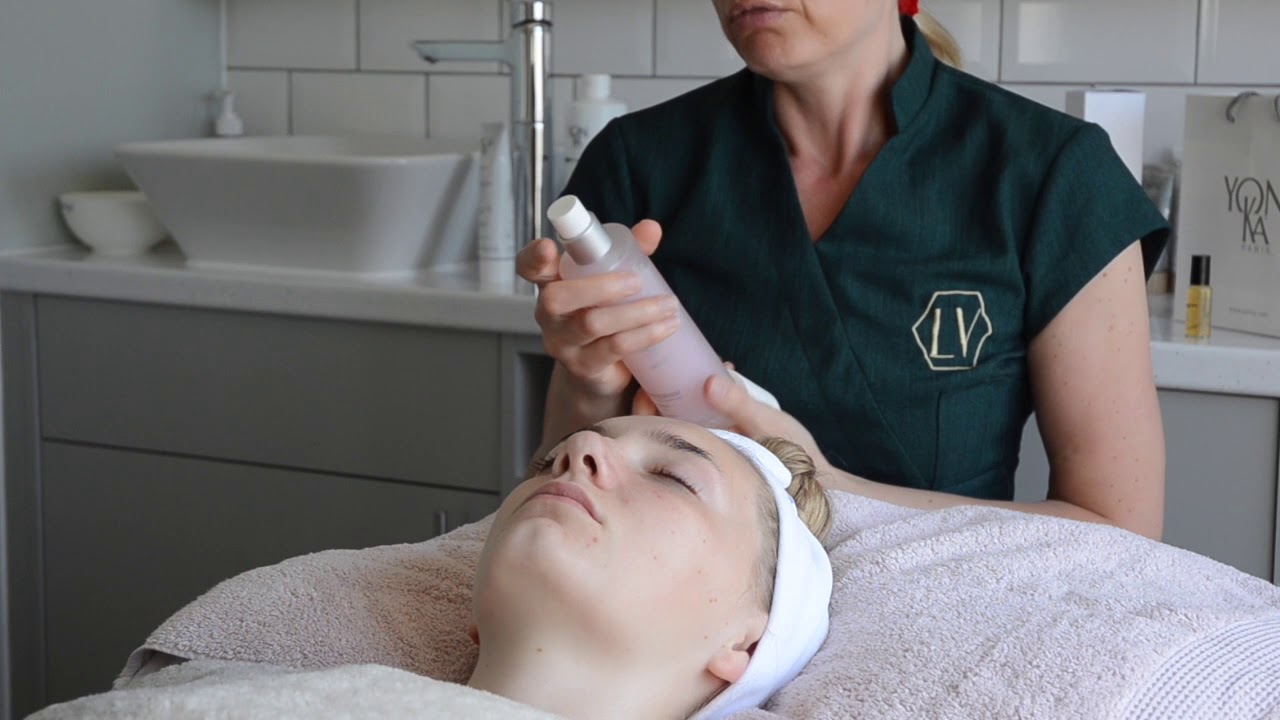 La Vida Day Spa : At home Yon-ka facial!
