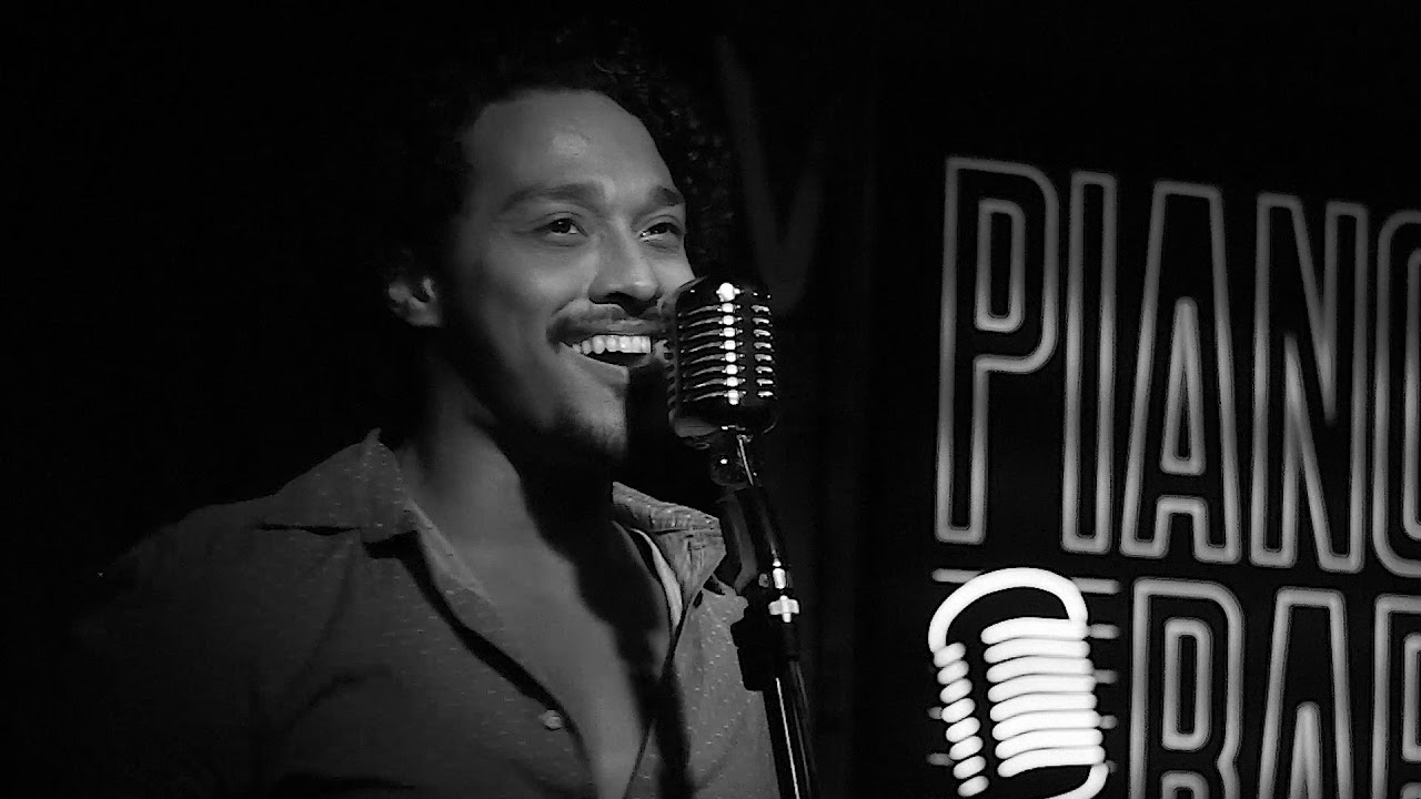 Medley Tim Maia - Andr&eacute; Sigom @ Piano Bar Rio
