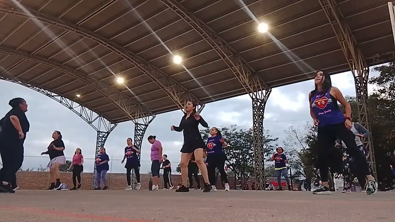 Báilame remix