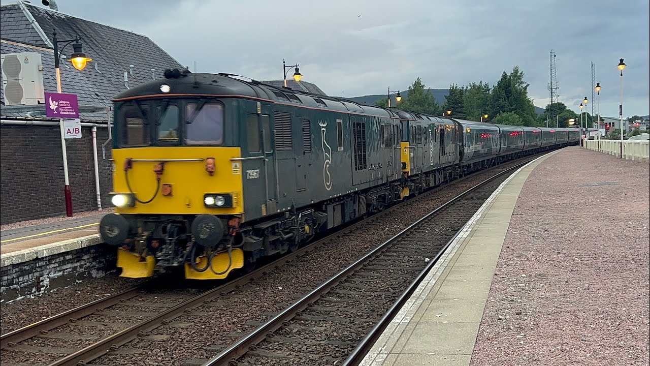 Trains at Aviemore 29/6/23.