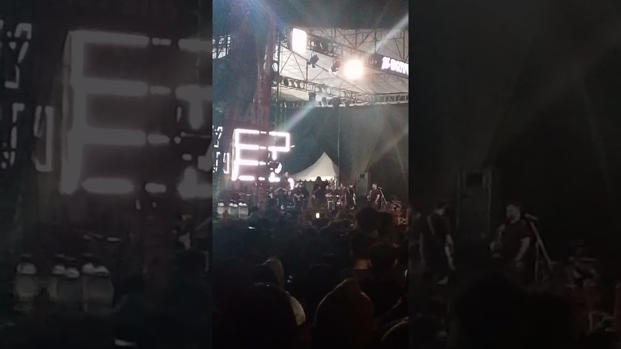 NONTON DENY CAKNAN HEBOH LEMPAR JAKET DI SIDOARJO 