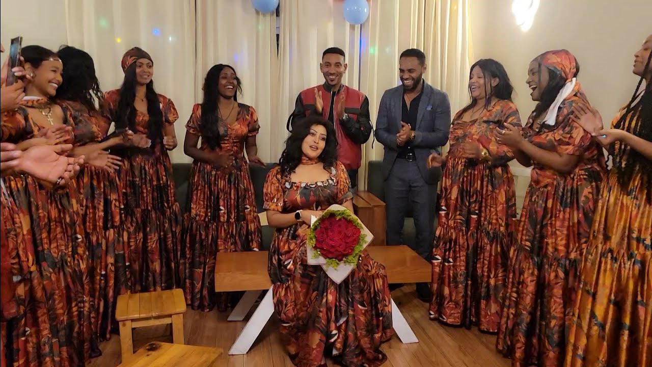 ሉሊትን ሰርፕራይዝ አደረጓት የሐረግ ቤተሰብ