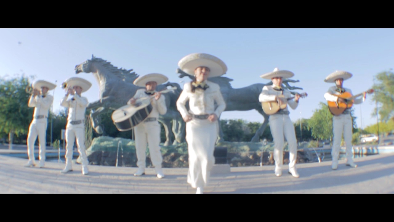MARIACHI SHOW 2000  - POPURRI JUAN GABRIEL   (VIDEO OFICIAL)